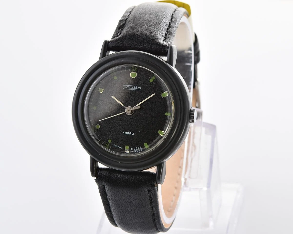 Excellent soviet SLAVA vintage wristwatch with quartz movement