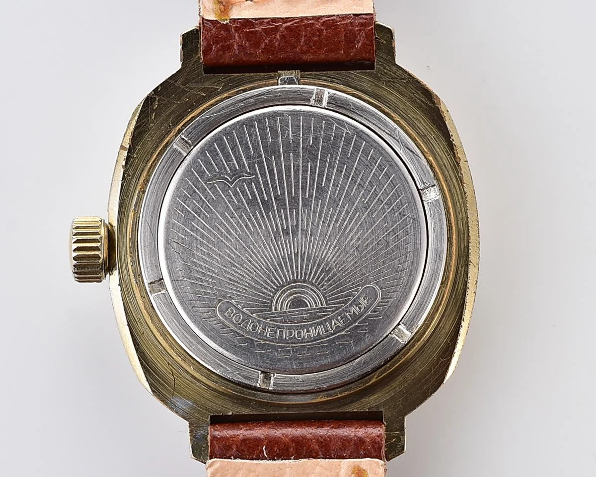 Vostok Commander's watch - Komandirskie is dedicated to the 50th anniversary of victory in World War II