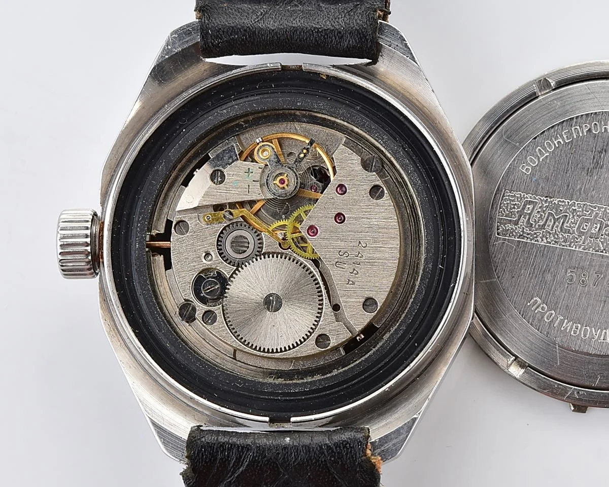 Soviet Vostok Amphibia "Sniper" mechanical watch with black bezel & genuine leather strap