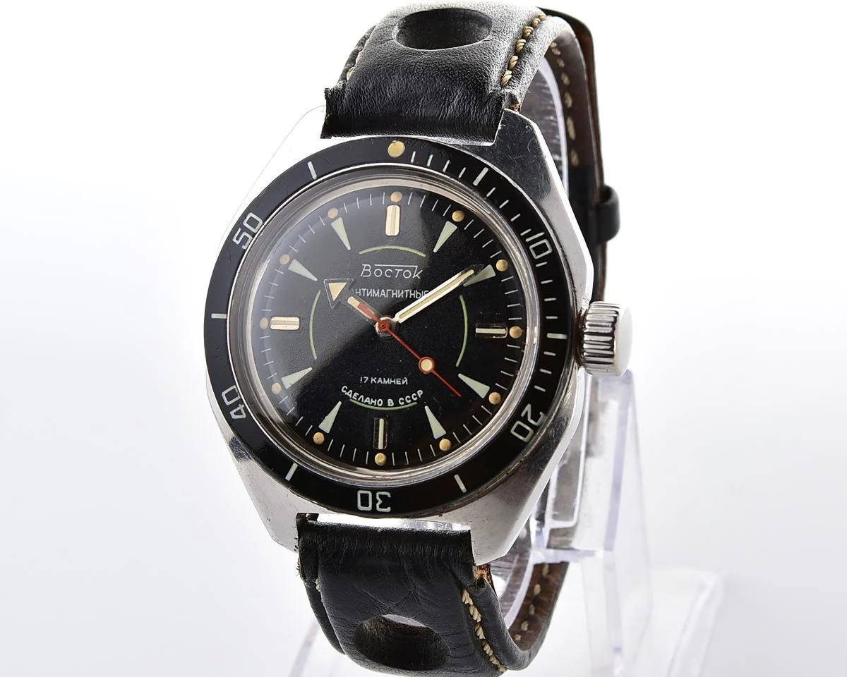 Soviet Vostok Amphibia "Sniper" mechanical watch with black bezel & genuine leather strap