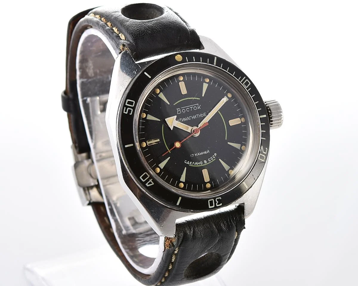 Soviet Vostok Amphibia "Sniper" mechanical watch with black bezel & genuine leather strap