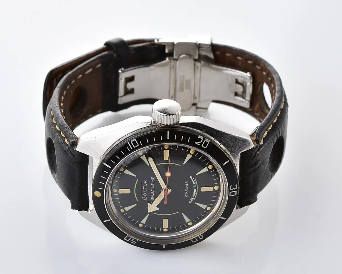 Soviet Vostok Amphibia "Sniper" mechanical watch with black bezel & genuine leather strap