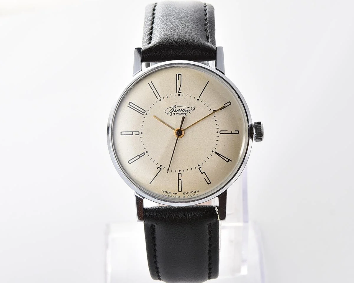Vympel vintage Soviet mechanical wristwatch, the 1st Moskow Watch Factory
