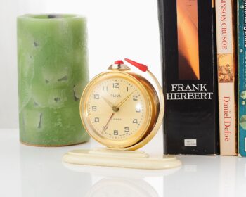 Vintage soviet SLAVA-Globe mechanical alarm clock