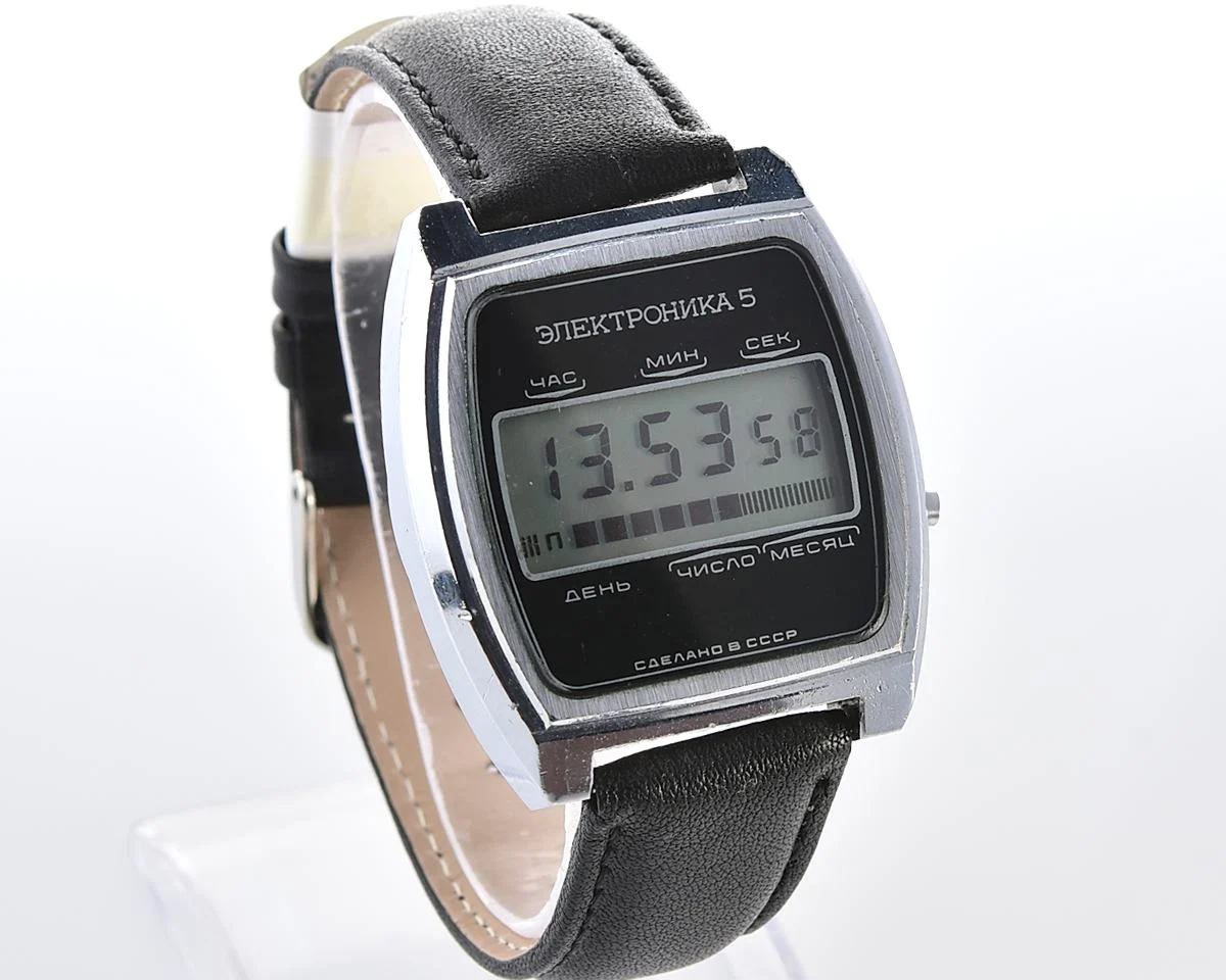 Large vintage USSR digital watch Electronika 5