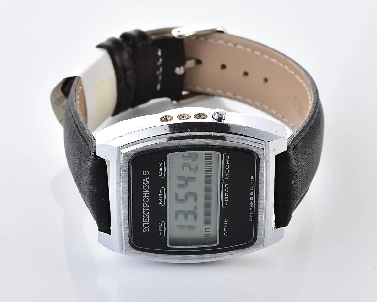 Large vintage USSR digital watch Electronika 5