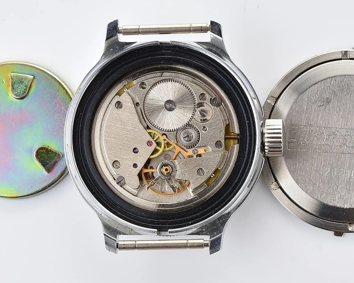 TIME CAPSULE: Vostok Amphibia Submarine mechanical watch – New Old Stock (NOS)!
