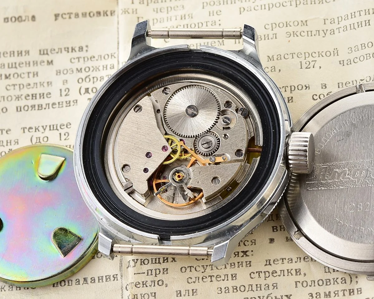 TIME CAPSULE: Vostok Amphibia Submarine mechanical watch – New Old Stock (NOS)!