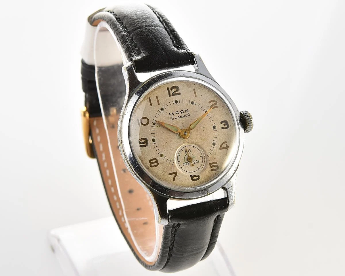 Vintage Soviet Mayak mechanical watch, 1MChZ, the 2nd quarter of 1957