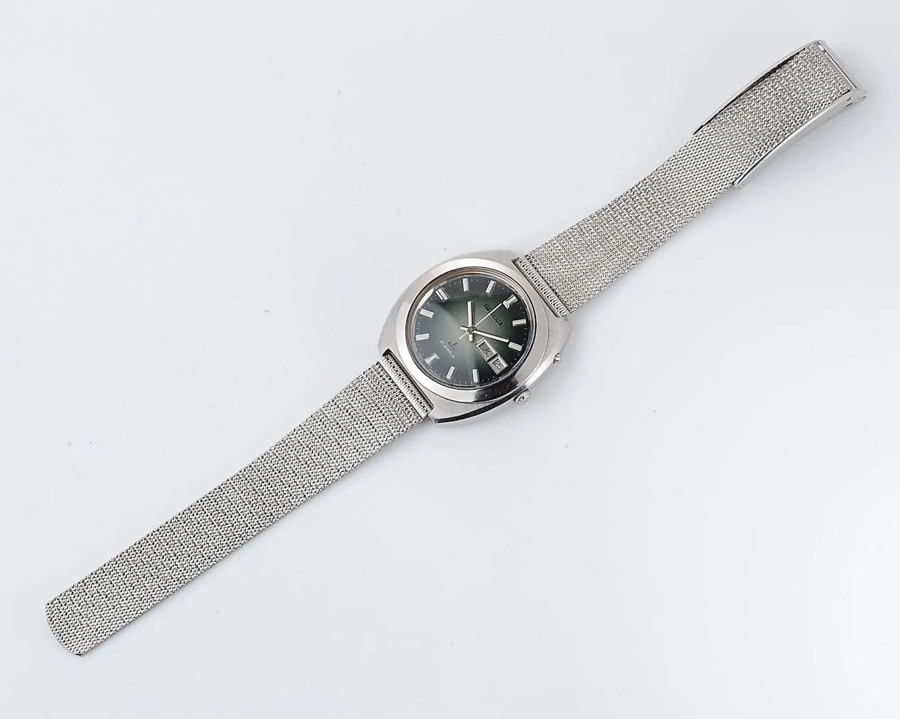 Vintage Orient Chronoace – Green Sunburst Day-Date Automatic from the Early 1970s