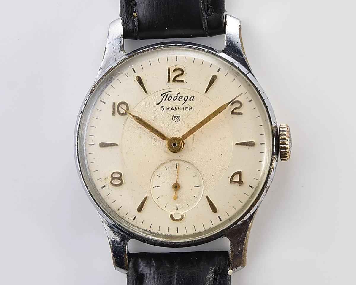 Vintage soviet mechanical Pobeda watch, 2MChZ, the 3rd quarter of 1956