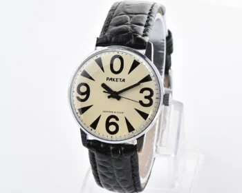 Vintage Soviet Raketa "big zero" - the illusive smaller version!