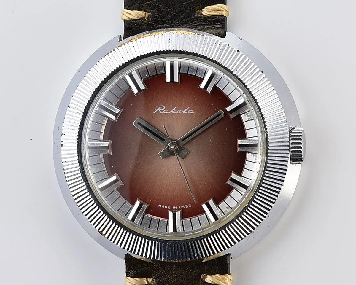 Vintage Soviet Raketa - Brown Gradient Dial with Fluted Bezel, Cal. 2609.HA - Image 8