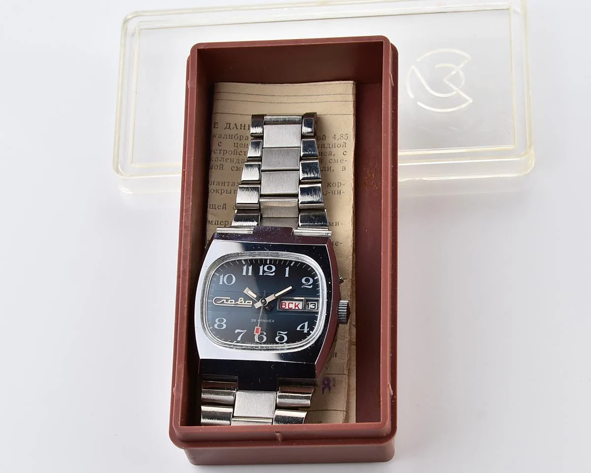 TIME CAPSULE: Slava-tank Soviet mechanical vintage watch – automatic self winding movement!