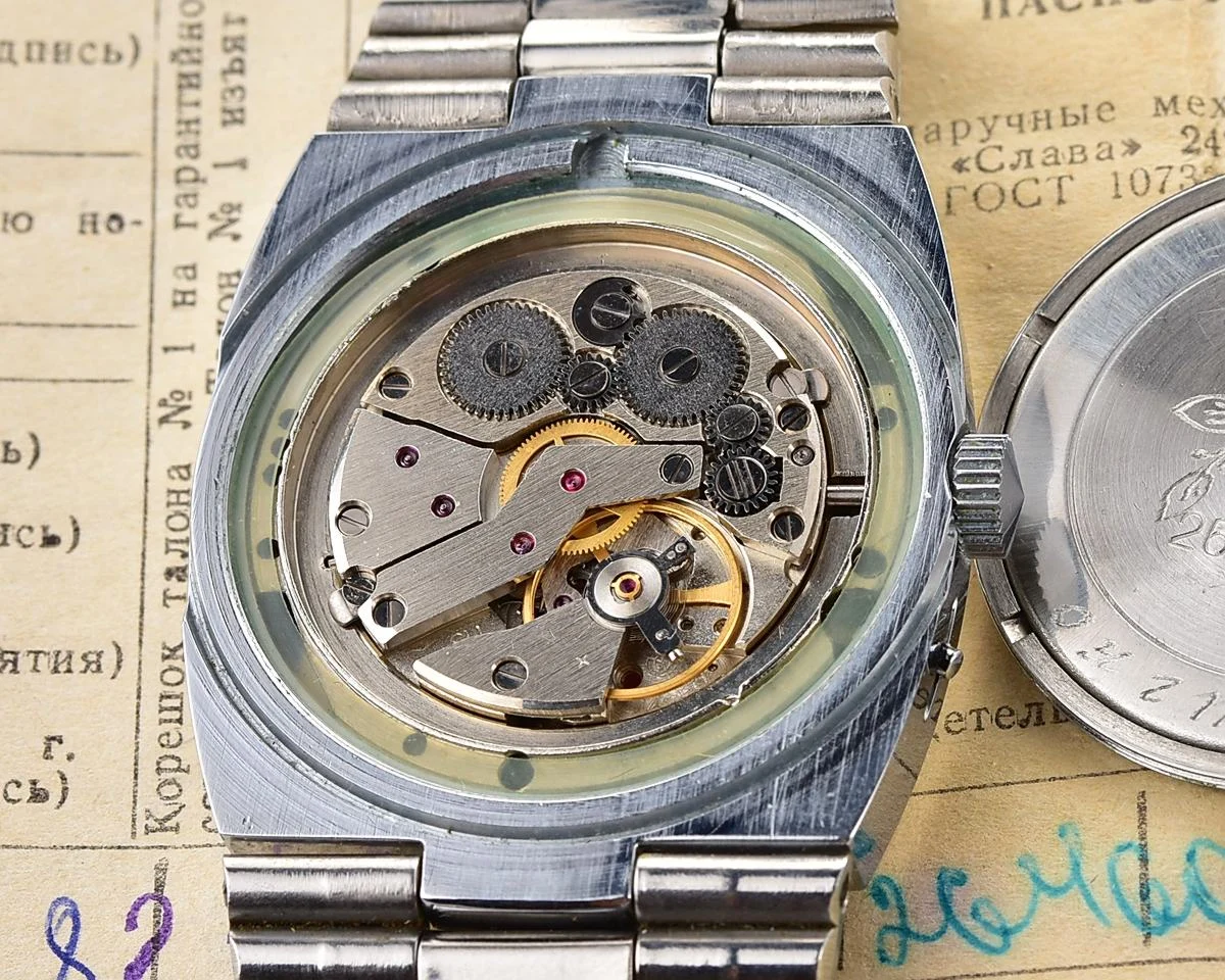 TIME CAPSULE: Slava-tank Soviet mechanical vintage watch – automatic self winding movement!