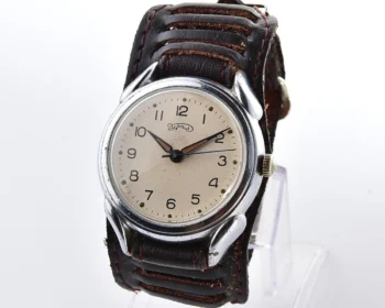 Vintage Soviet Ural mechanical watch(16 jewels variant), from the 4th quarter 1957