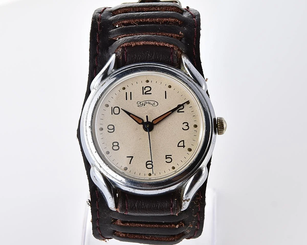 Vintage Soviet Ural mechanical watch(16 jewels variant), from the 4th quarter 1957
