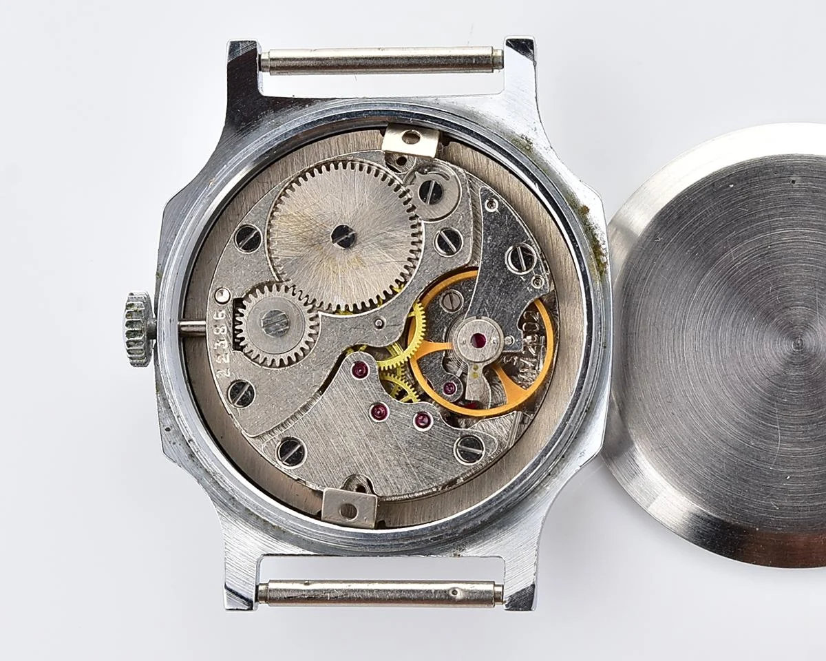 TIME CAPSULE: Soviet mechanical ZiM watch in box with documents!