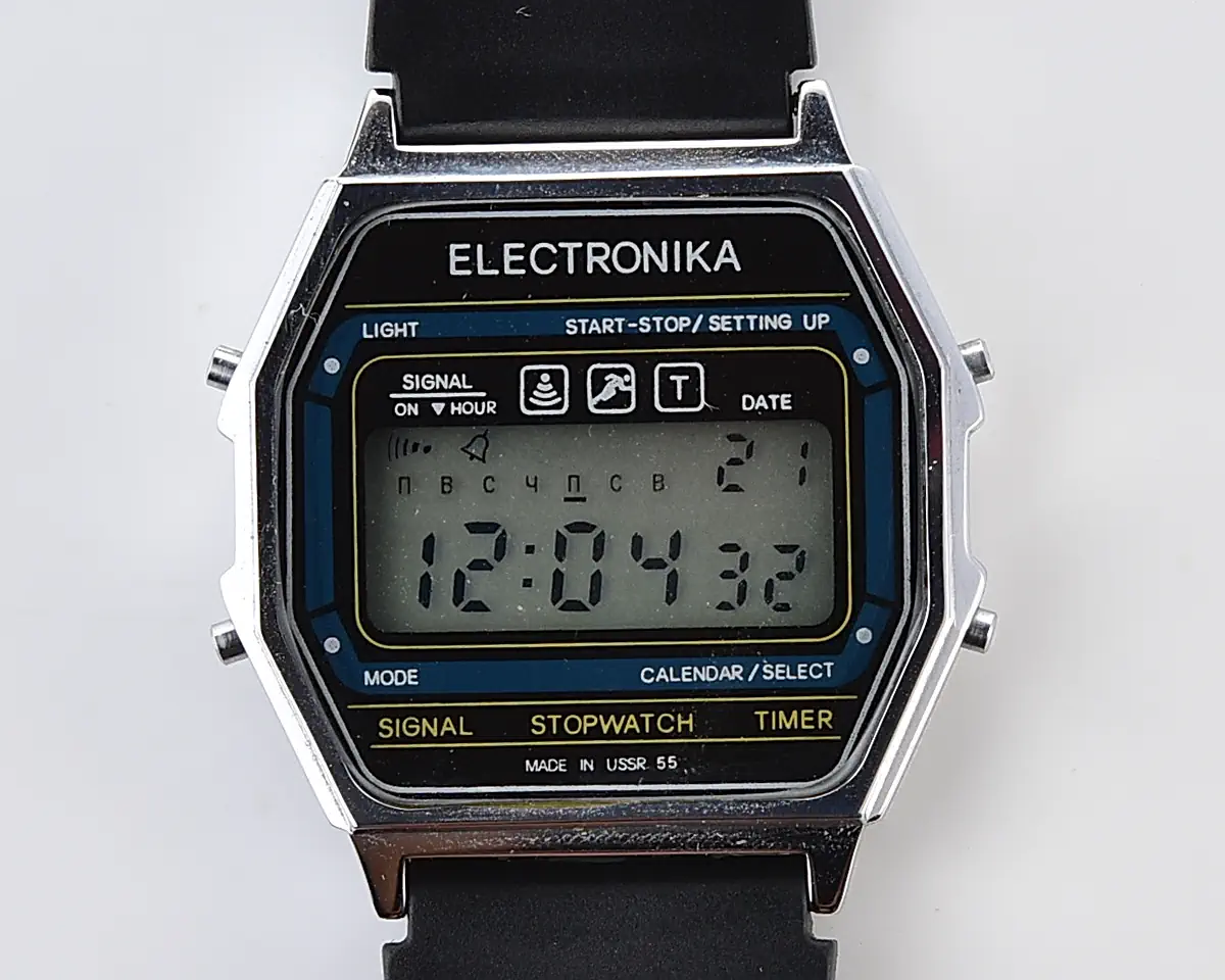 Digital vintage USSR wristwatch Electronika 55 - alarm chronograph