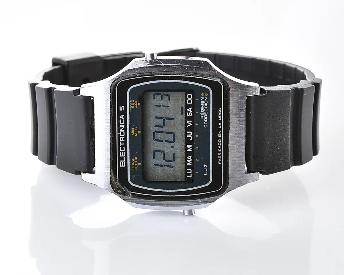Rare Soviet vintage USSR digital watch Electronika 5 - with Spanish mask