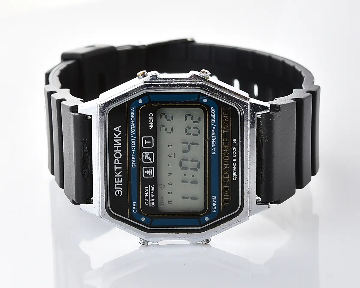 Digital vintage USSR wristwatch Electronika 55 - alarm chronograph