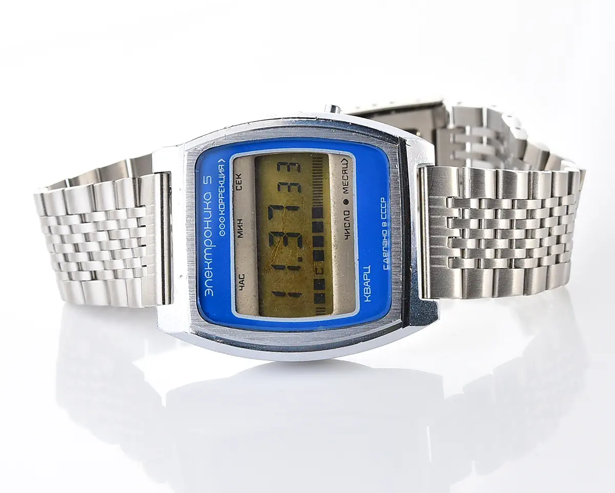Large vintage USSR digital watch Electronika 5