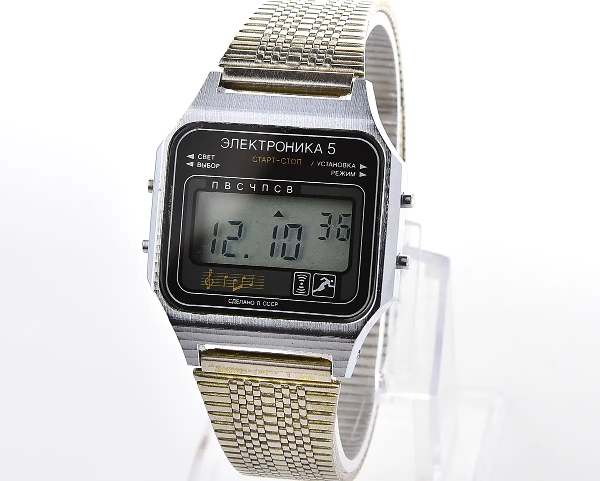 Digital vintage wristwatch Electronika-5 - with two melodies + intermittent signal