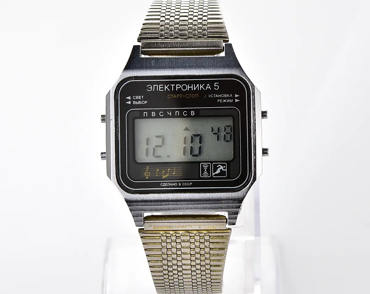 Digital vintage wristwatch Electronika-5 - with two melodies + intermittent signal