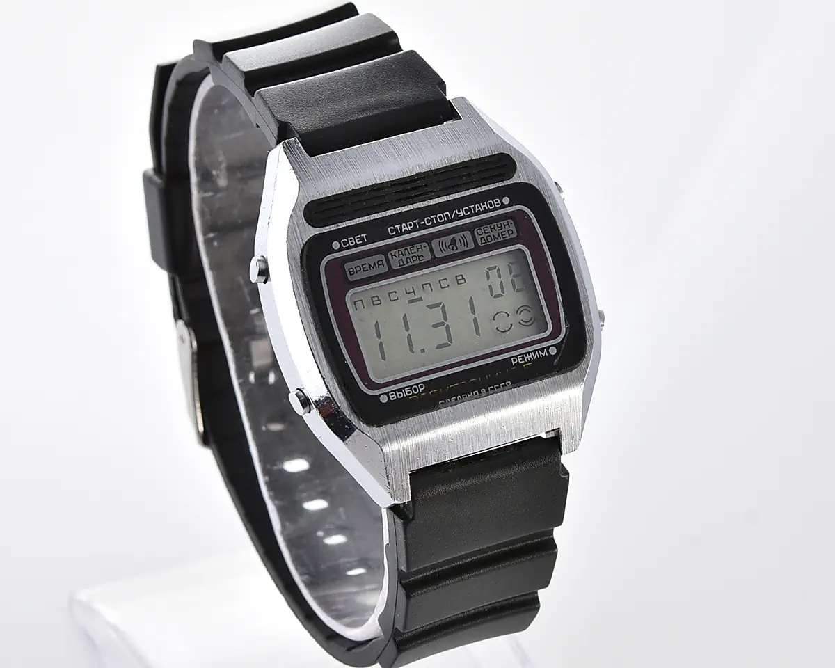 Vintage Soviet USSR digital watch Electronika 5