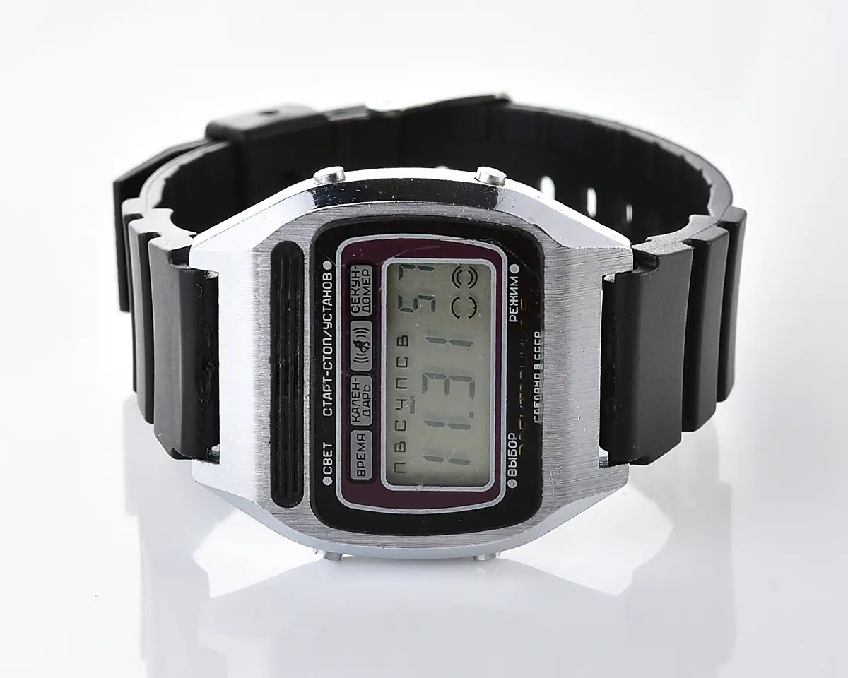 Elektronika-19924_KOM_3551