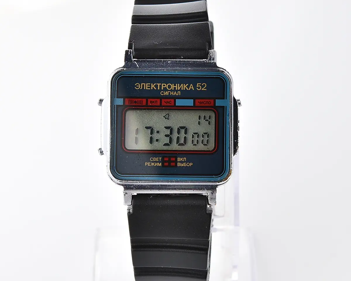 Digital vintage watch Electronika-52 Signal with silicon strap