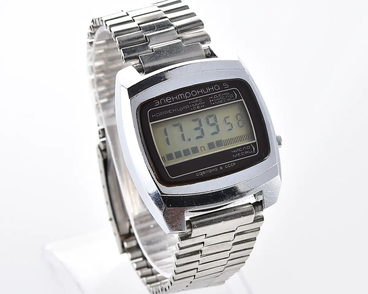 Large vintage USSR digital watch Electronika 5