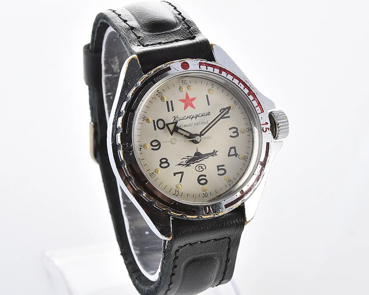 Vostok mechanical watch – Komandirskie Submarine!