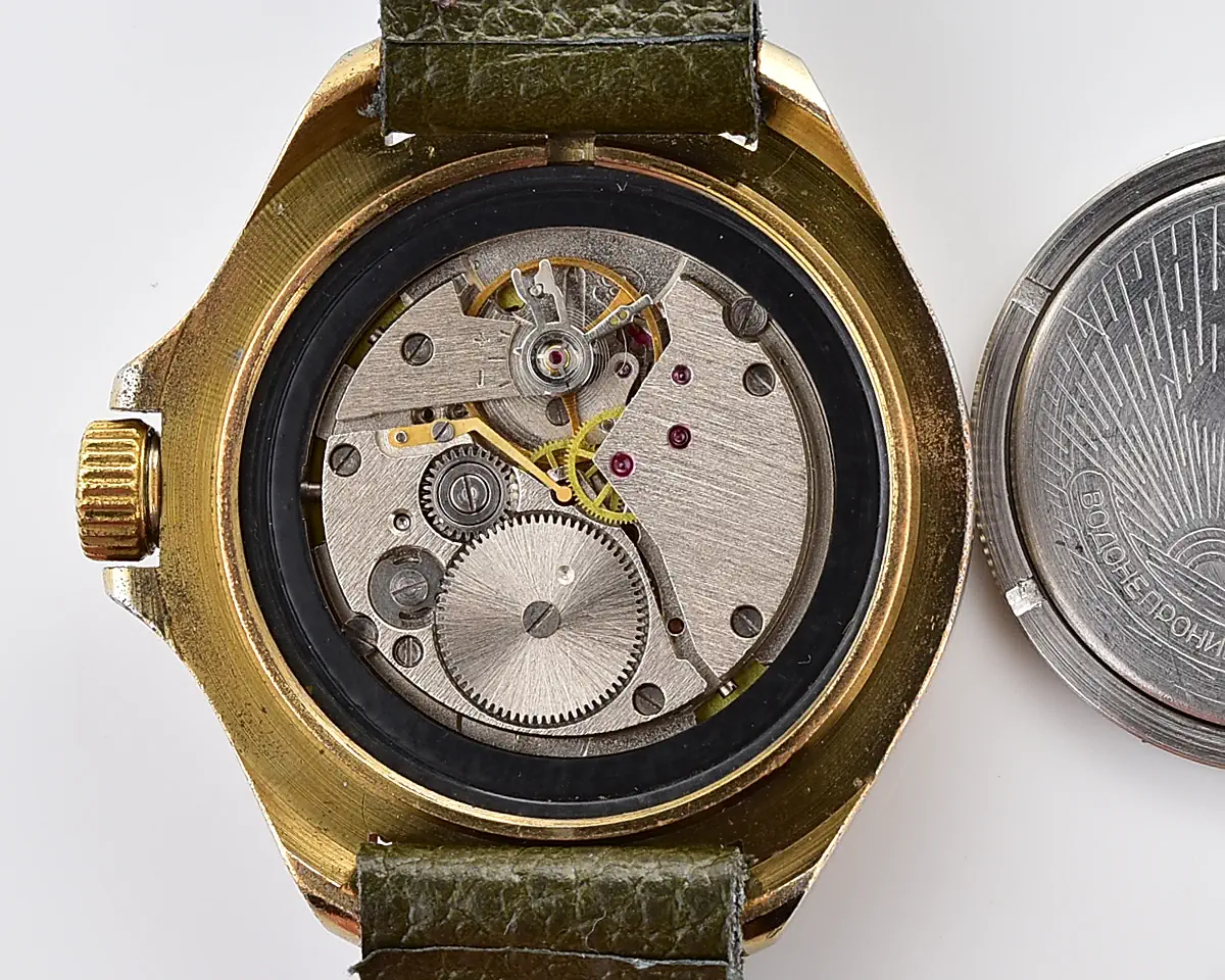 Vostok Komandirskie paratroopers mechanical wristwatch for airborn troops