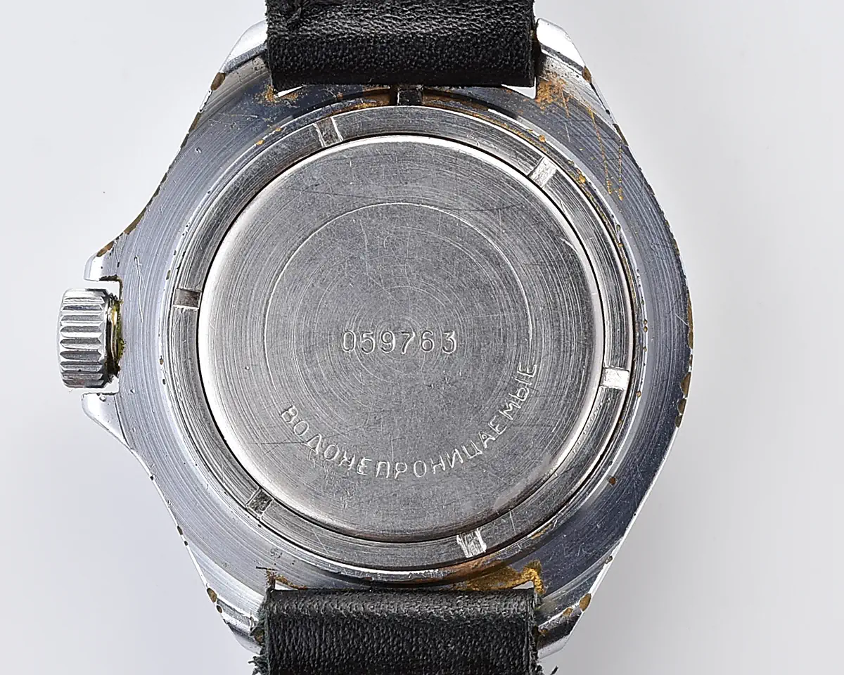 Soviet Vostok Komandirskie mechanical watch - Komandirskie Tank! - Image 10