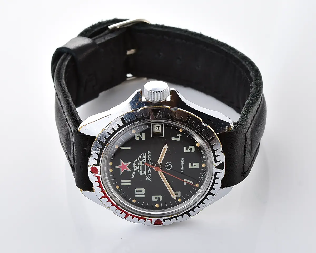 Soviet Vostok Komandirskie mechanical watch - Komandirskie Tank! - Image 5