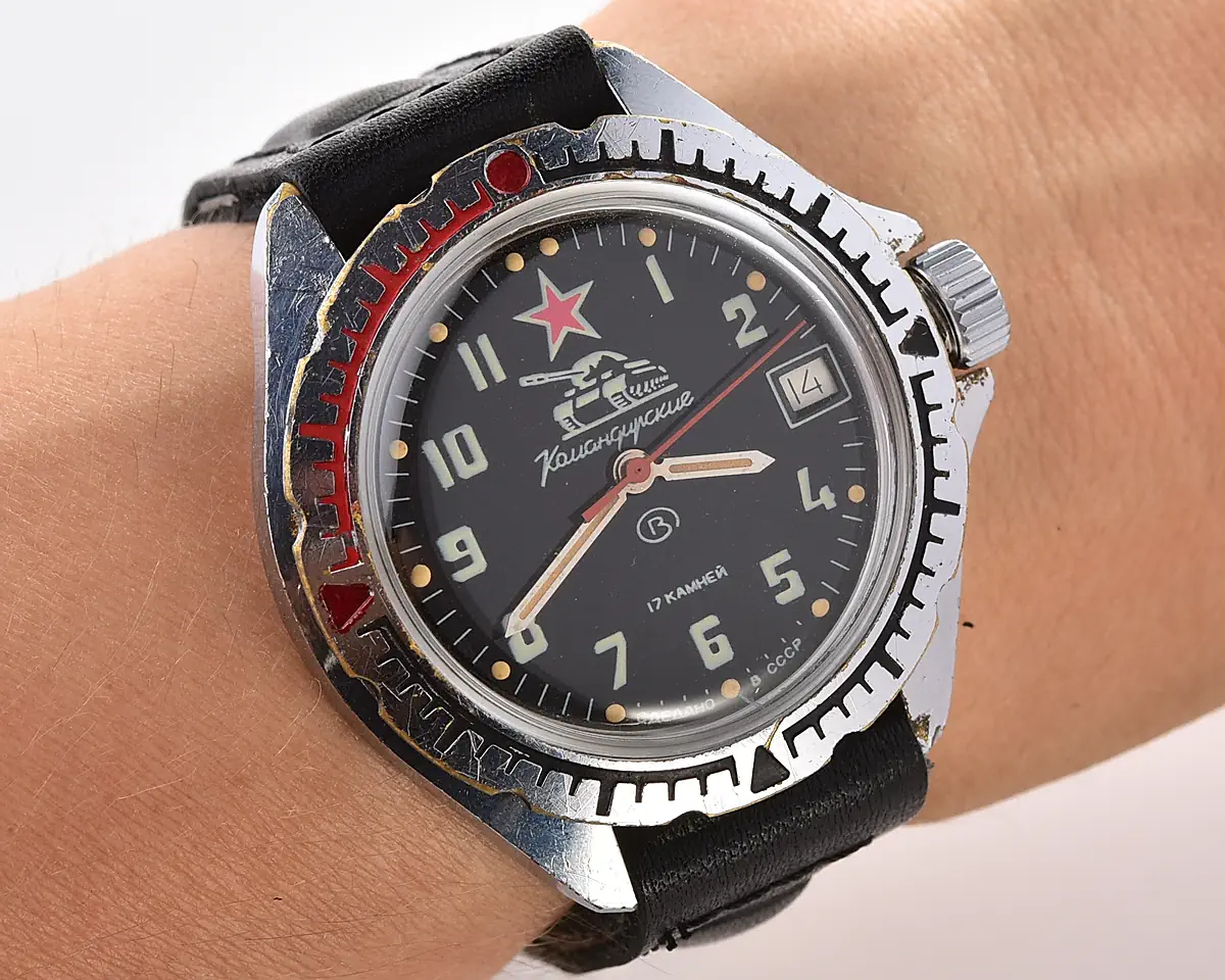 Soviet Vostok Komandirskie mechanical watch - Komandirskie Tank! - Image 7