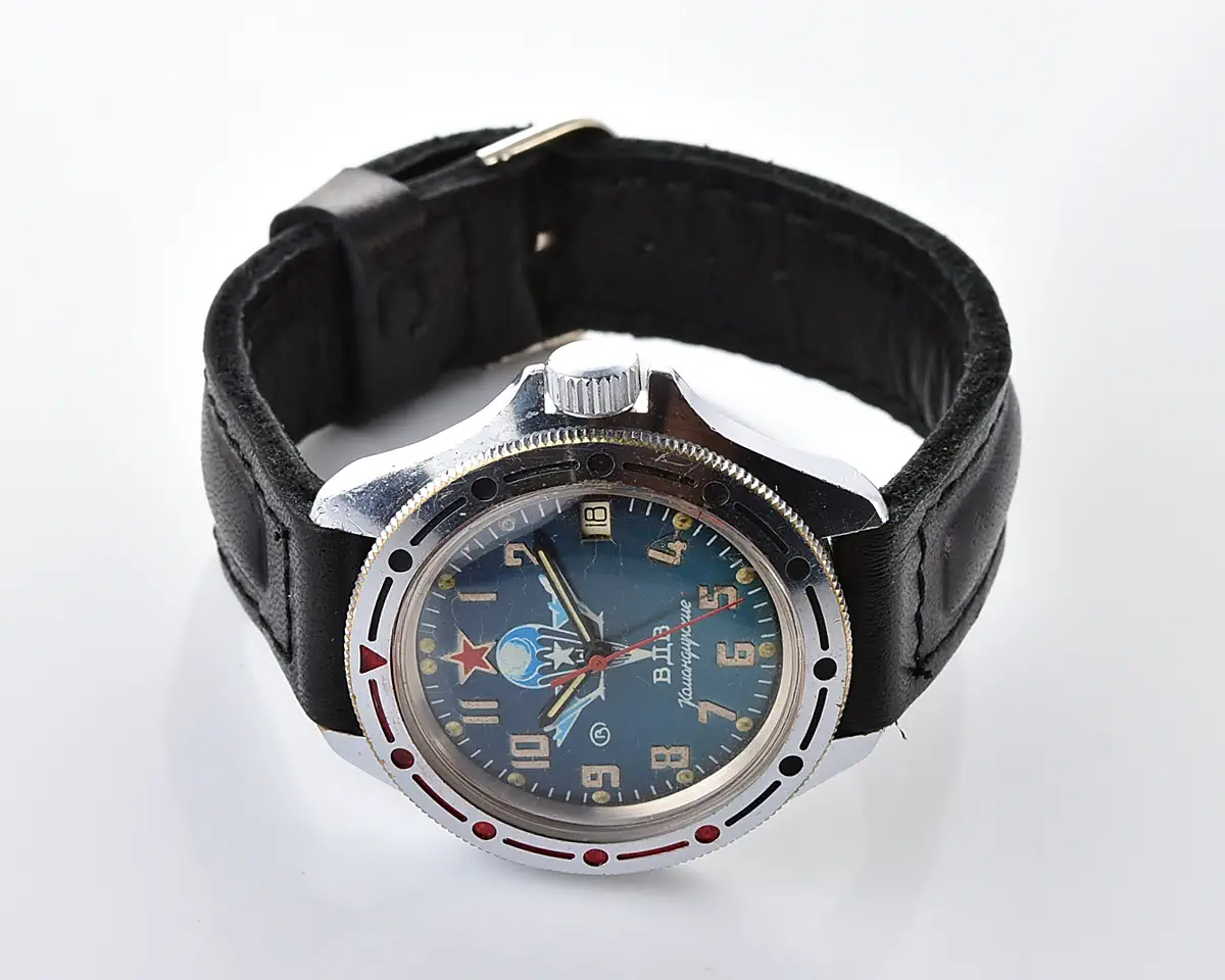 Vostok Komandirskie paratroopers mechanical wristwatch for airborn troops - Image 5