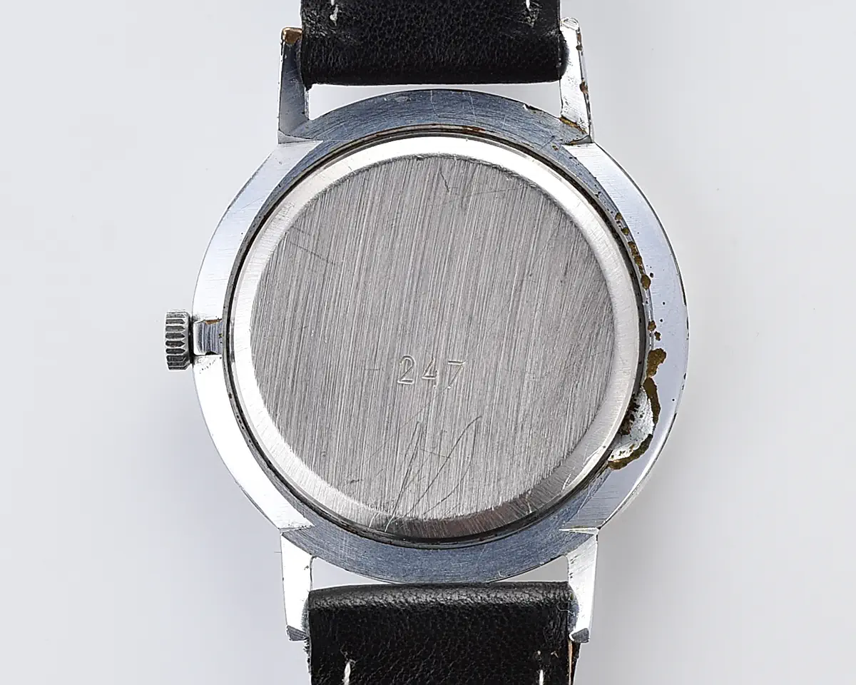 Soviet Luch Perestroika quartz watch - with hammer and sickle!