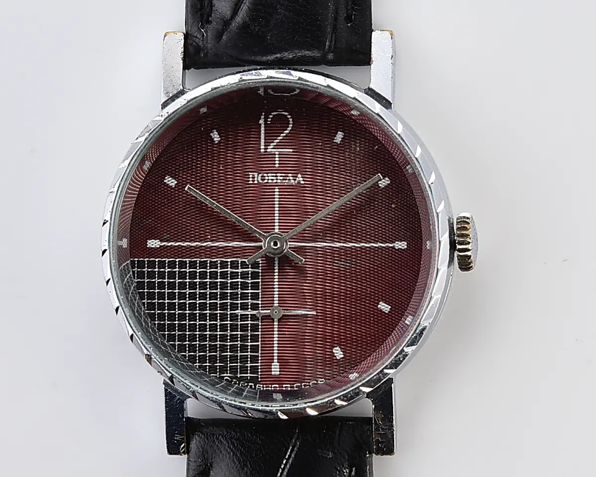 Vintage Soviet Pobeda mechanical watch, ZiM factory – burgundy textured dial with black grid quadrant and small seconds, upgraded mineral crystal, from the 1970s-80s - Image 8