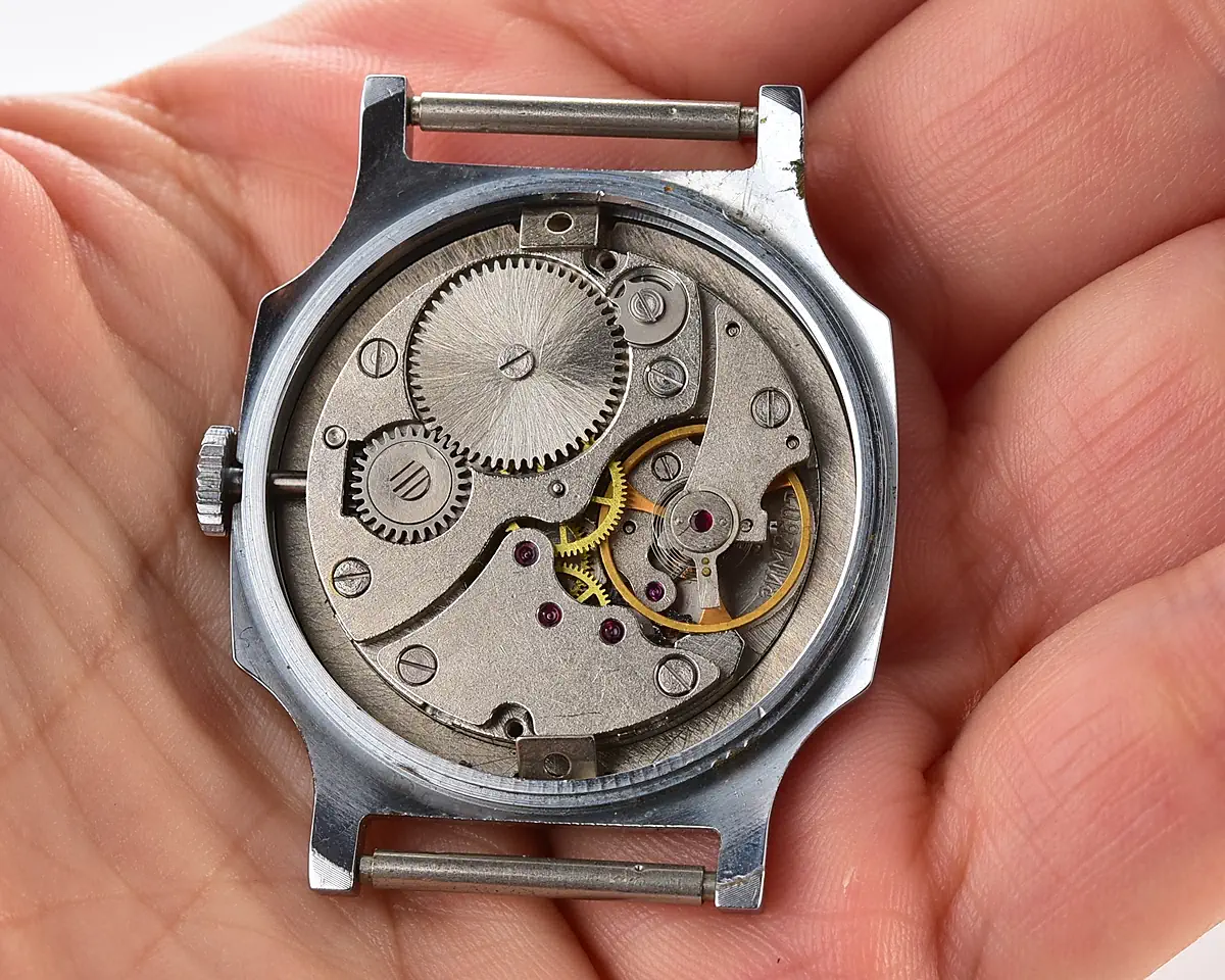 TIME CAPSULE: Soviet mechanical Pobeda Glasnost watch - New Old Stock (NOS)!