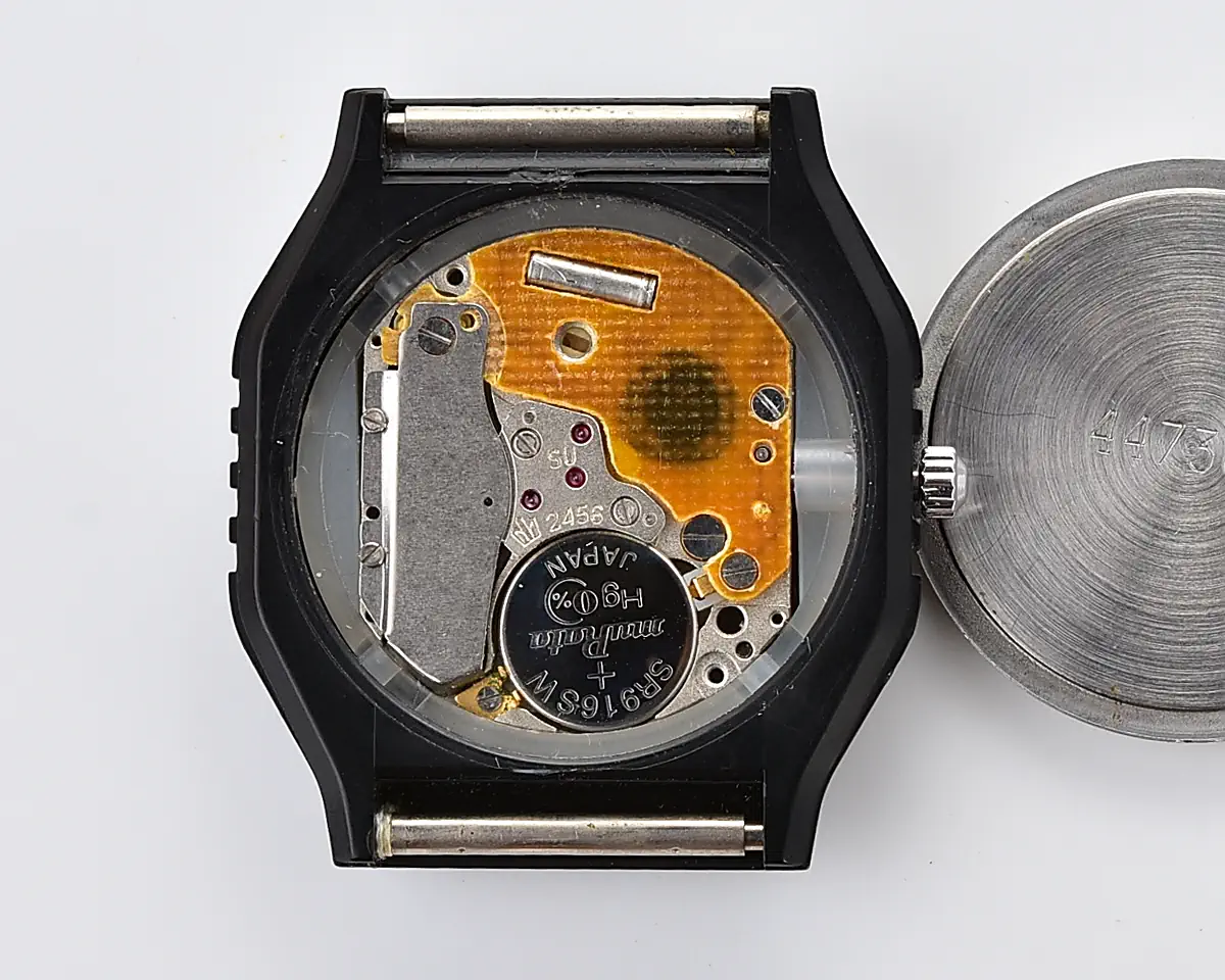 TIME CAPSULE: Soviet Poljot watch with quartz movement - New Old Stock (NOS)!