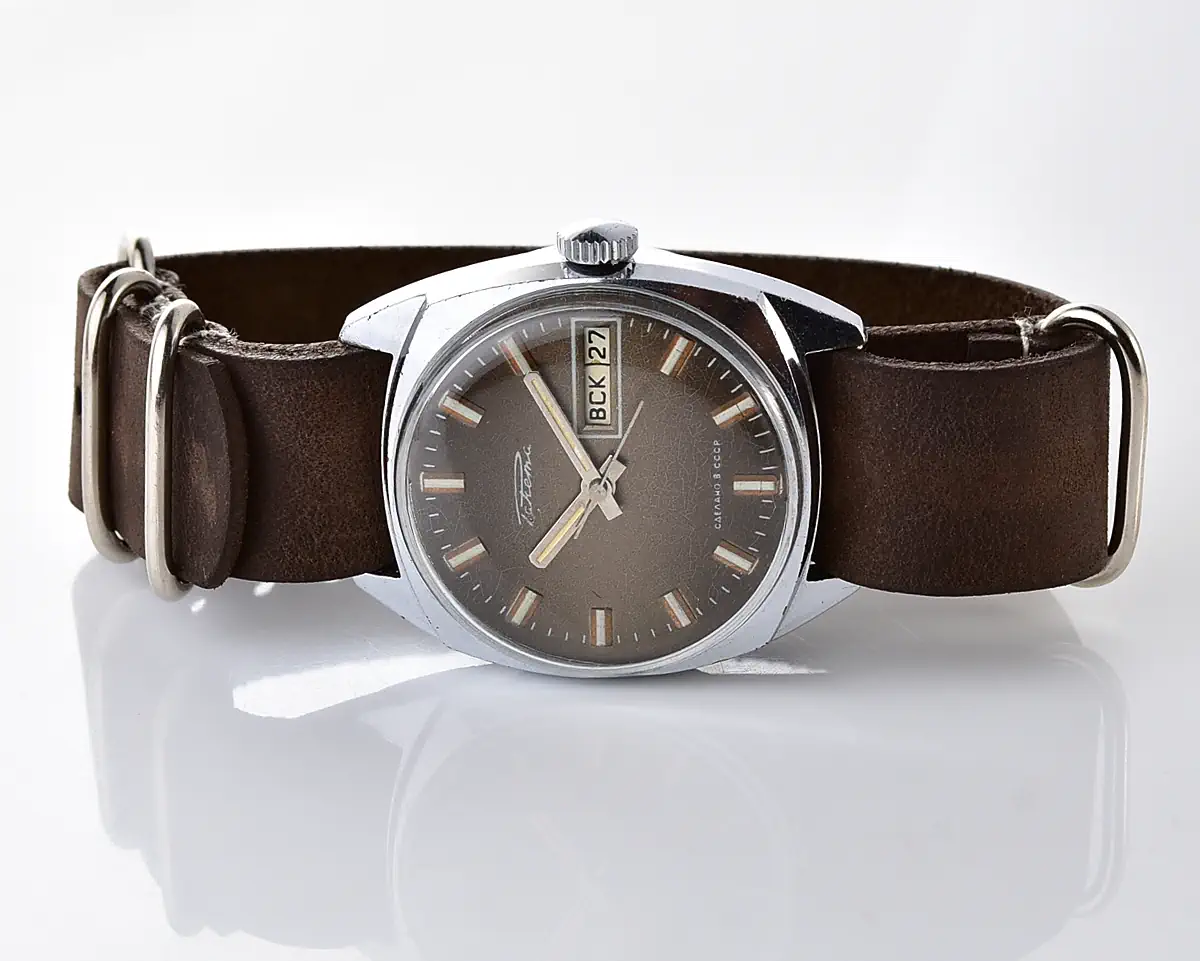 Vintage Soviet Raketa Day-Date - Brown Gradient Dial, Russian Day, Cal. 2628.H - Image 8