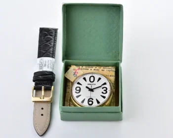 TIME CAPSULE: Soviet vintage gold-plated mechanical watch Raketa “big zero”, New Old Stock (NOS)!