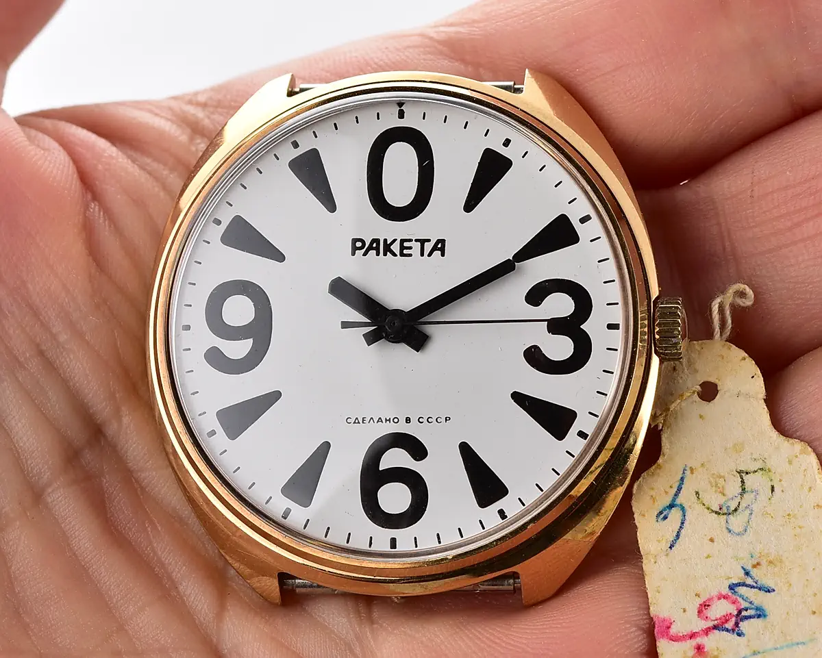 TIME CAPSULE: Soviet vintage gold-plated mechanical watch Raketa “big zero”, New Old Stock (NOS)!