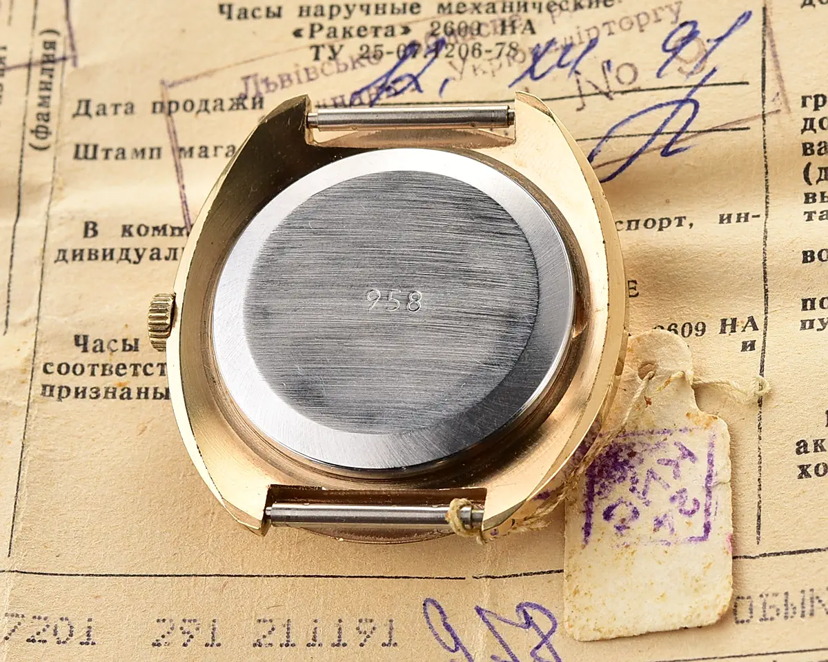 TIME CAPSULE: Soviet vintage gold-plated mechanical watch Raketa “big zero”, New Old Stock (NOS)!