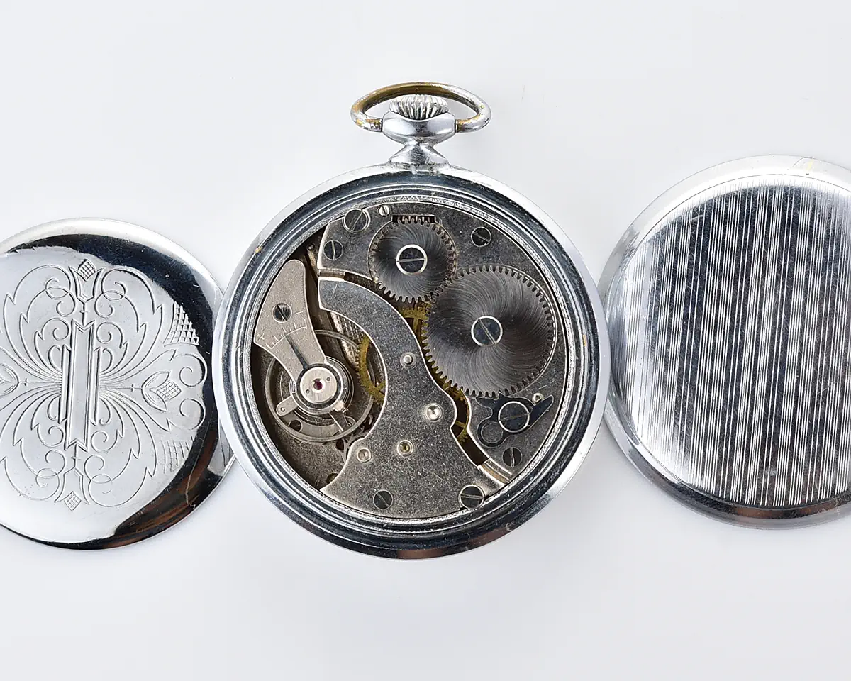Vintage UMF Ruhla Saturn Pocket Watch – Two-Tone Dial with Chain from the 1950s