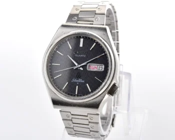 Vintage Seiko SilverWave Quartz – Black Lined JDM Day-Date from October 1977
