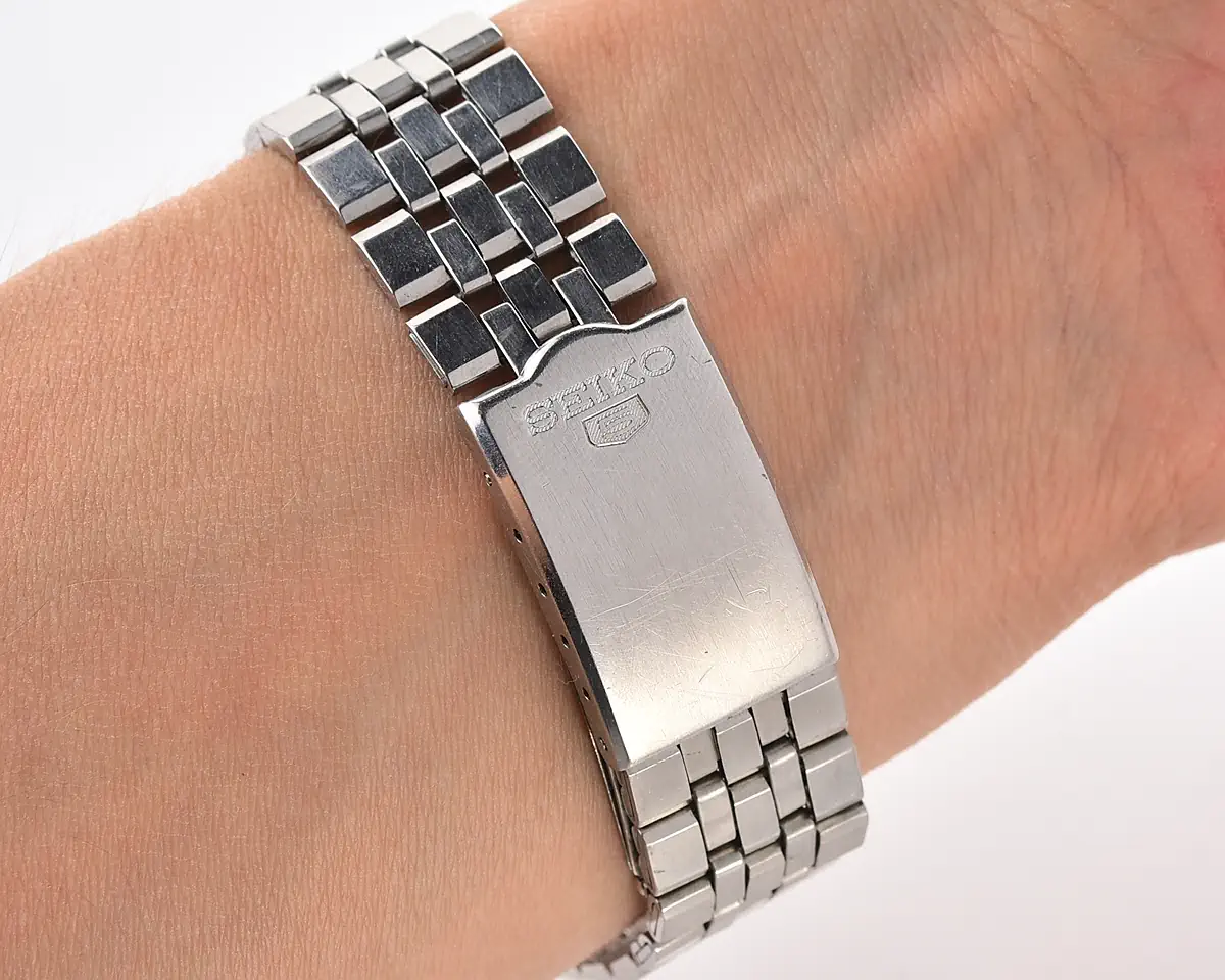 Vintage Seiko Seikomatic-R – Silver Sunburst Day-Date from November 1966