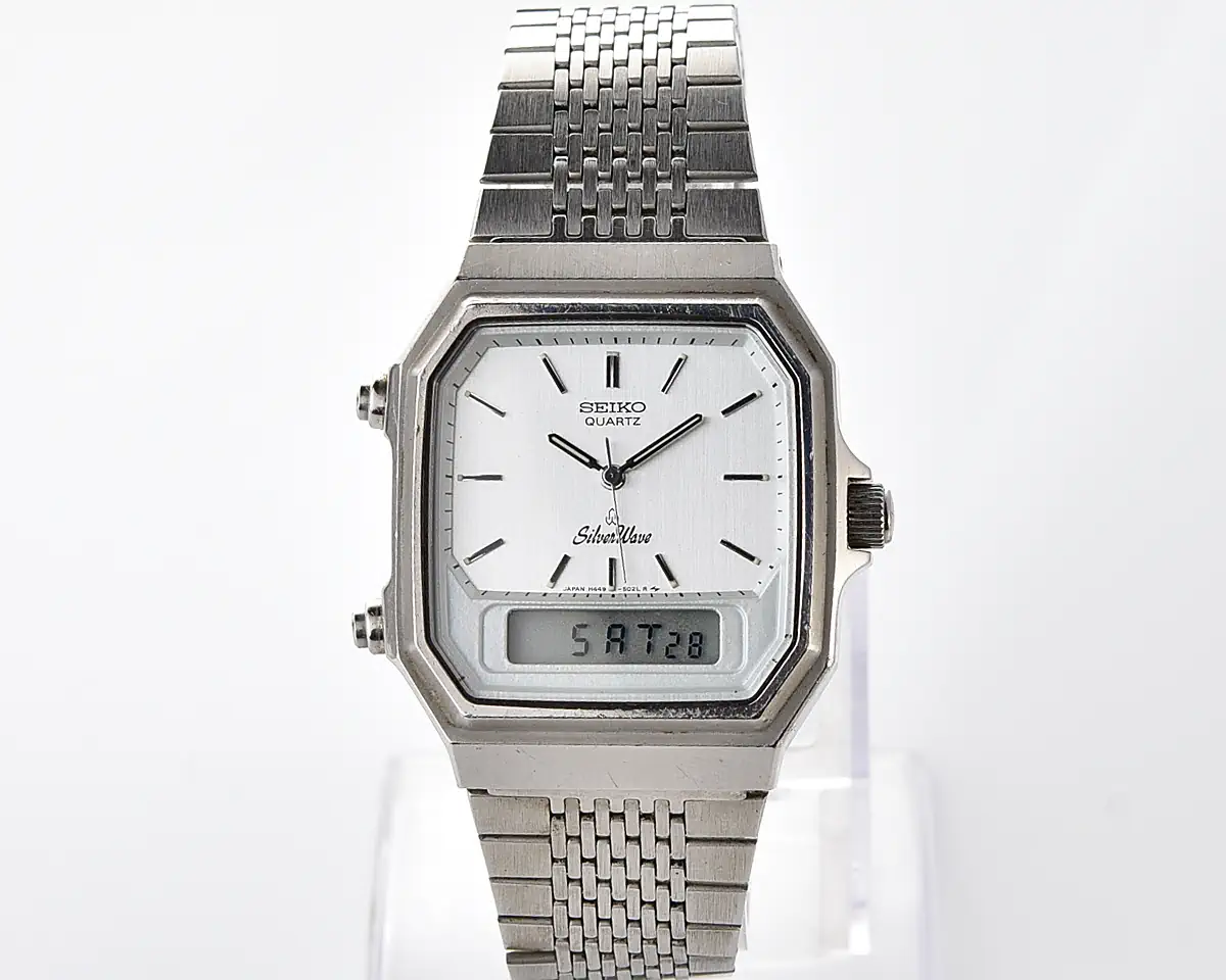 Vintage Seiko SilverWave – Silver Dial Ana-Digi Alarm Chronograph from November 1984